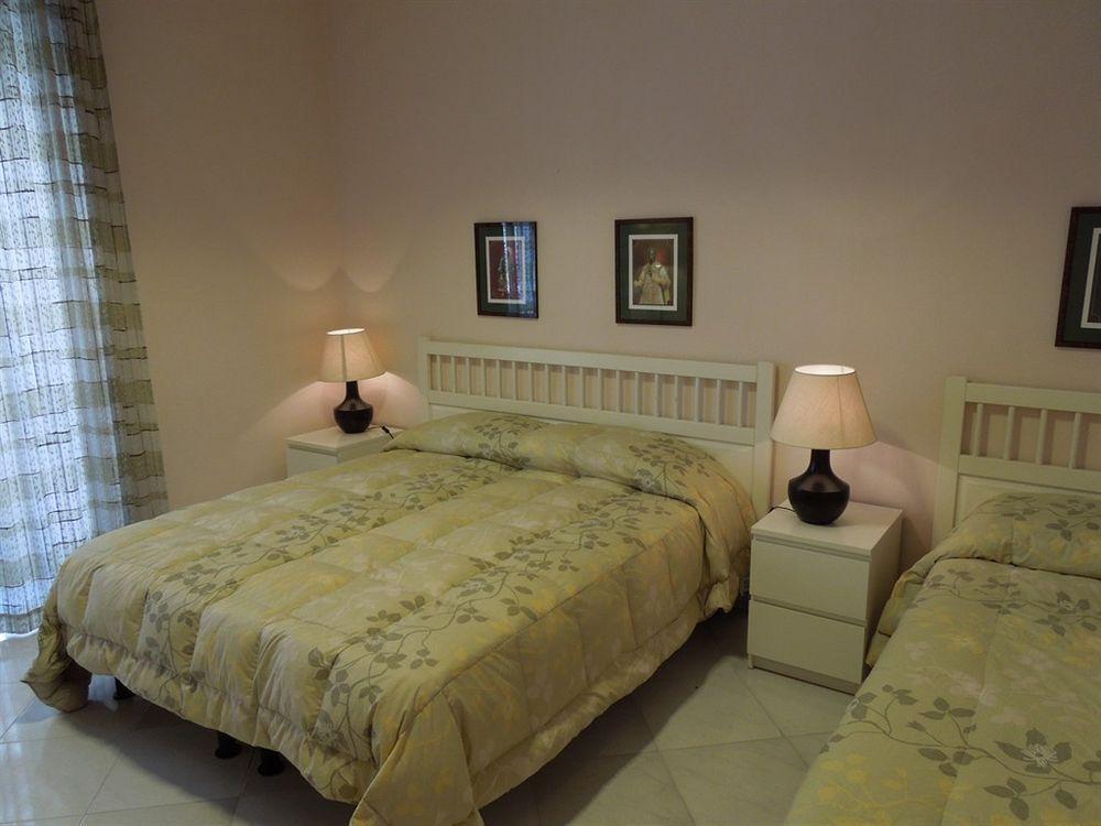 Regina Suite Affittacamere Napoli