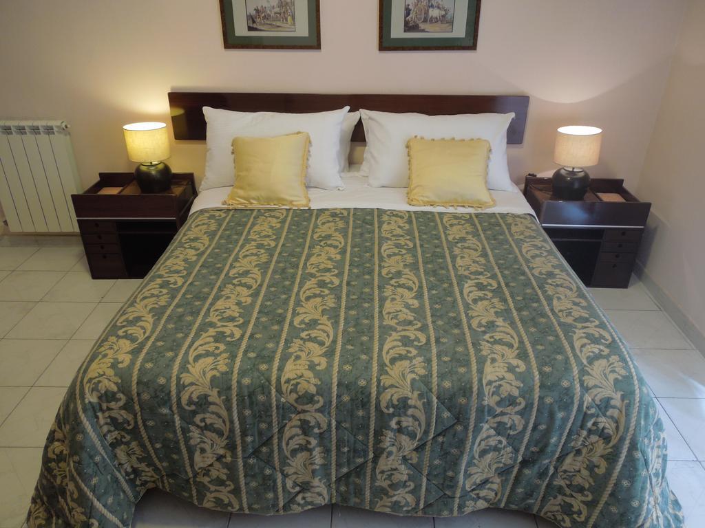 Regina Suite Affittacamere 3*