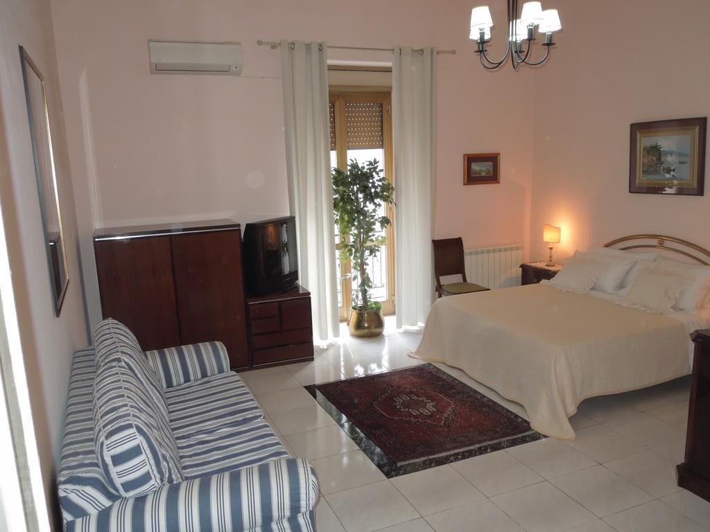 Regina Suite 3*